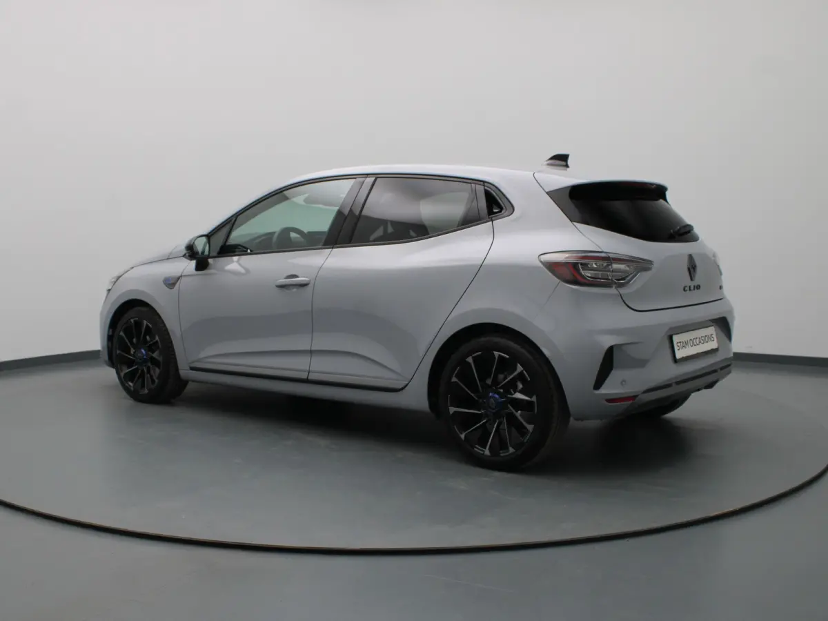 E-Tech Full Hybrid esprit Alpine 145pk BOSE | Camera | Adapt. Cruise | Parkeersens. v+a