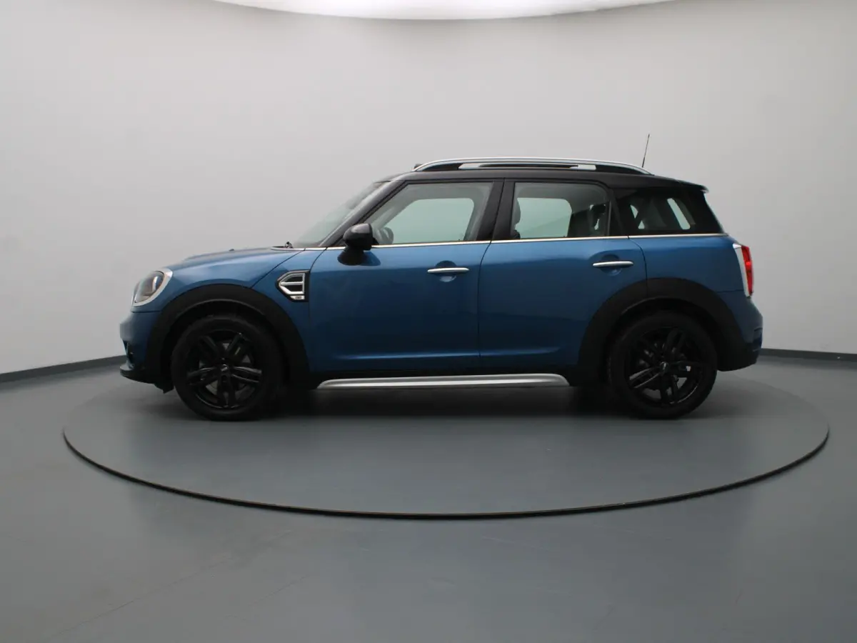 Mini Cooper Chili 135pk Airco | Parkeersens. v+a | Voorruitverw. | Trekhaak afneembaar.