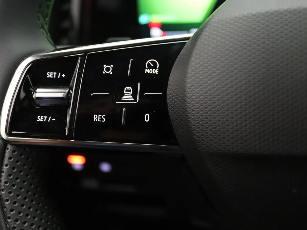 E-Tech full hybrid 200pk techno Apple Carplay/Android Auto | Voorruit verwarmd