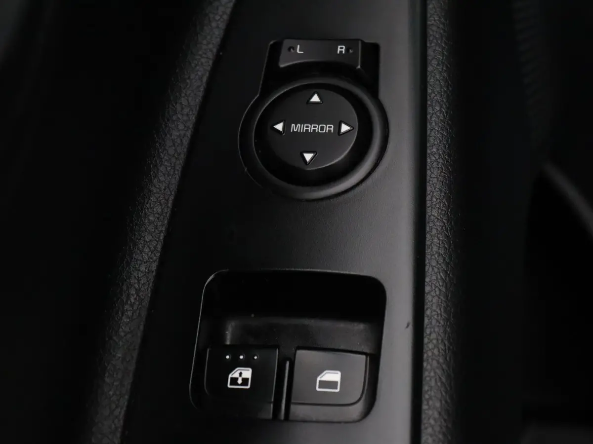 T-GDi 120pk ComfortPlusLine Navigator Camera | Cruise | Navi | Parkeersensoren achter
