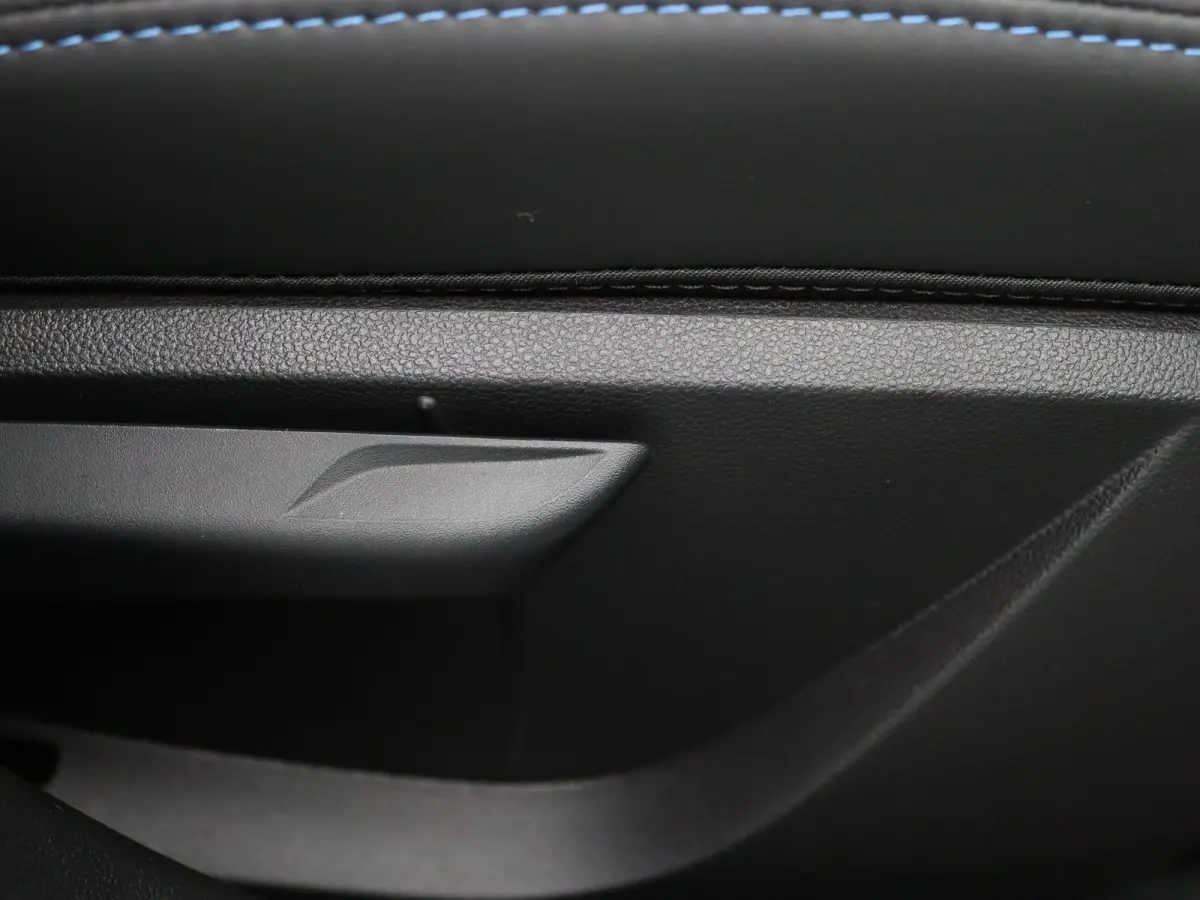 Esprit Alpine E-Tech Full Hybrid 145pk 360° Camera | Adapt. cruise | Bose | Navi | Stoel-/stuurverwarming