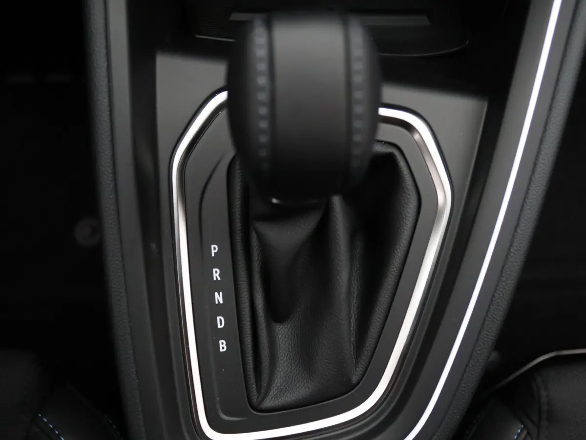 Esprit Alpine E-Tech Full Hybrid 145pk 360° Camera | Adapt. cruise | Bose | Navi | Stoel-/stuurverwarming