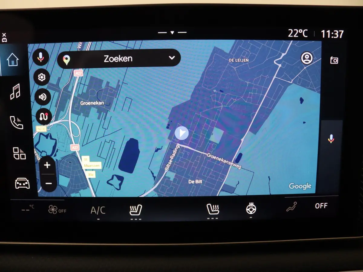 GT Premium 52 kWh Lichtmetalen Velgen 19" Snowflake Diamantee / Remklauwen rood Daklijst Hypersatin | Franse vlag op C-stijl