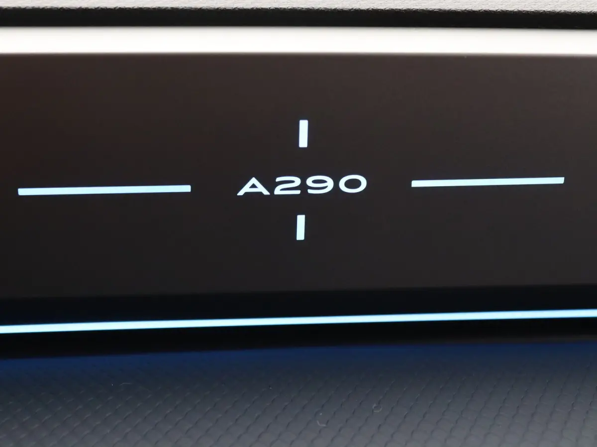 GT Premium 52 kWh Lichtmetalen Velgen 19" Snowflake Diamantee / Remklauwen rood Daklijst Hypersatin | Franse vlag op C-stijl