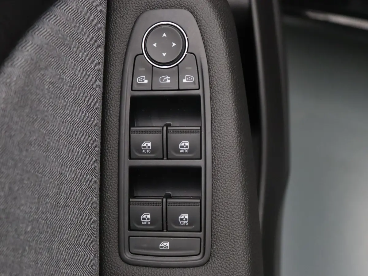 145pk E-Tech Full Hybrid techno Automaat Camera | Cruise | Navi | Parkeersens. achter