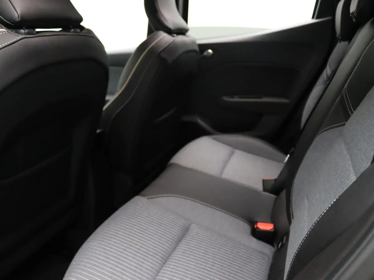 145pk E-Tech Full Hybrid techno Automaat Camera | Cruise | Navi | Parkeersens. achter