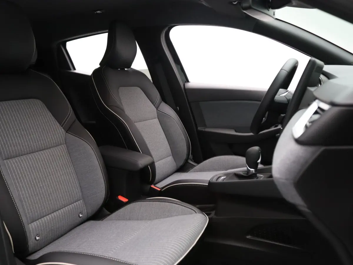 145pk E-Tech Full Hybrid techno Automaat Camera | Cruise | Navi | Parkeersens. achter