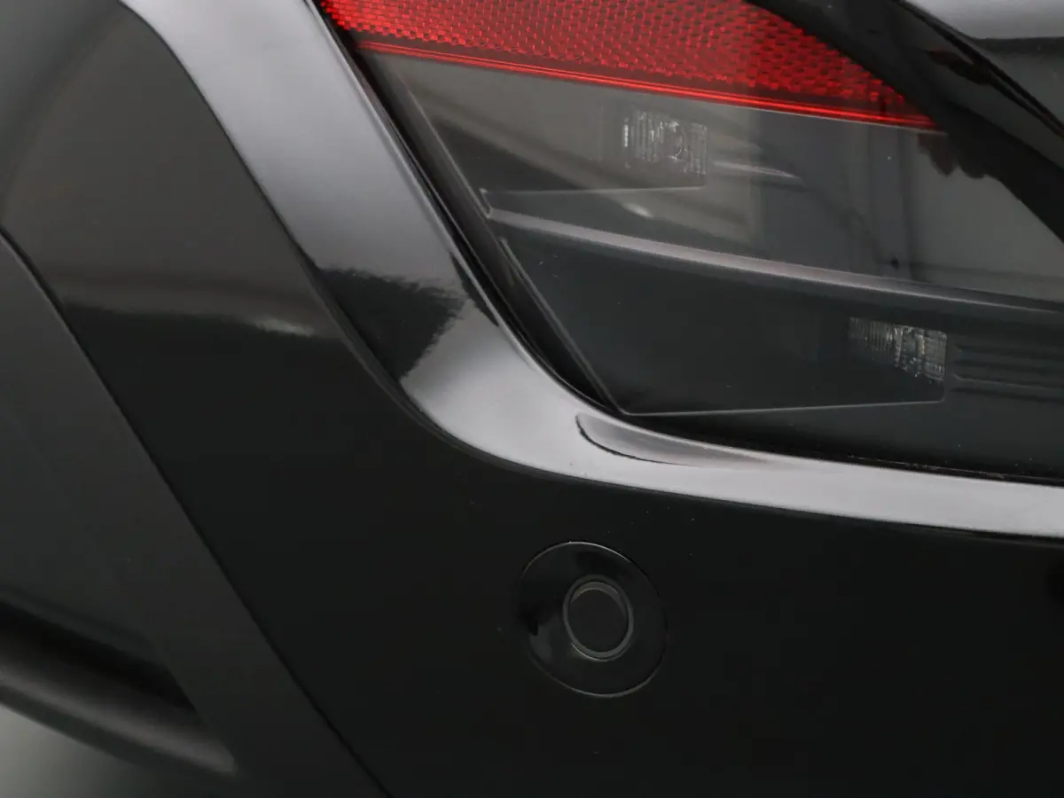E-Tech full hybrid techno 200pk Camera | Adapt. Cruise | Parkeersens. v+a | Stoel-/stuur-/voorruitverw.