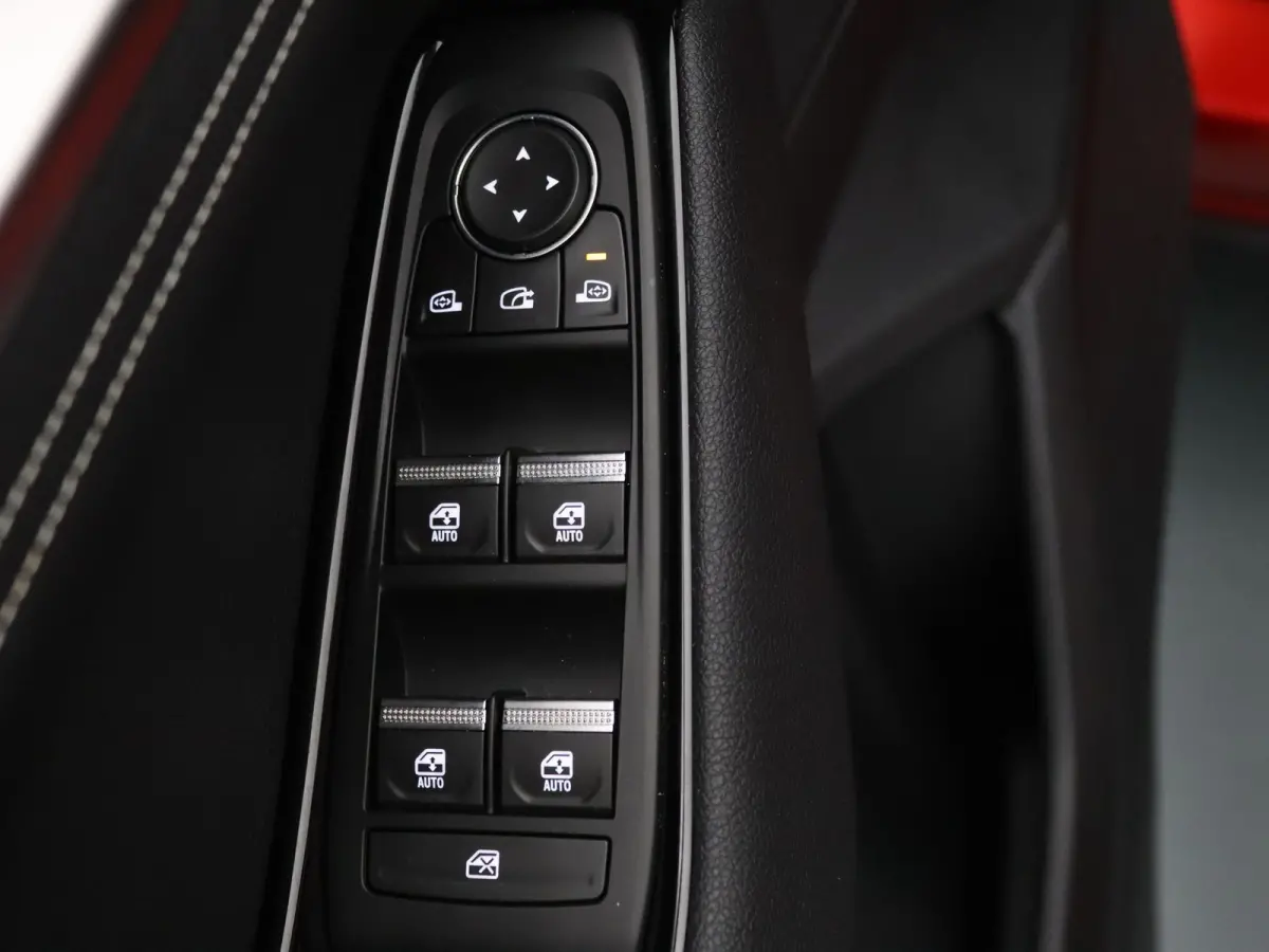 E-Tech full hybrid techno 200pk Camera | Adapt. Cruise | Parkeersens. v+a | Stoel-/stuur-/voorruitverw.