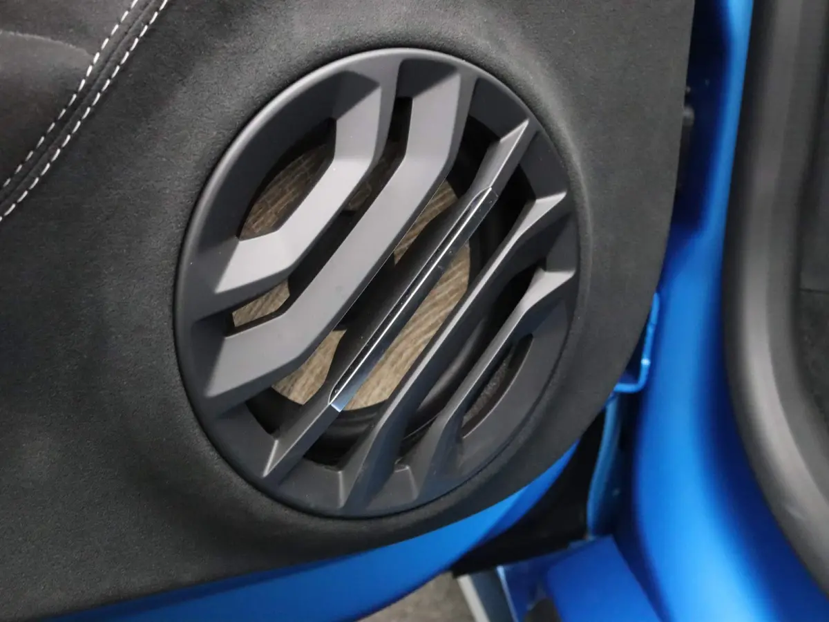 R 300pk Aerocarbon velgen | Focal Premium | Camera
