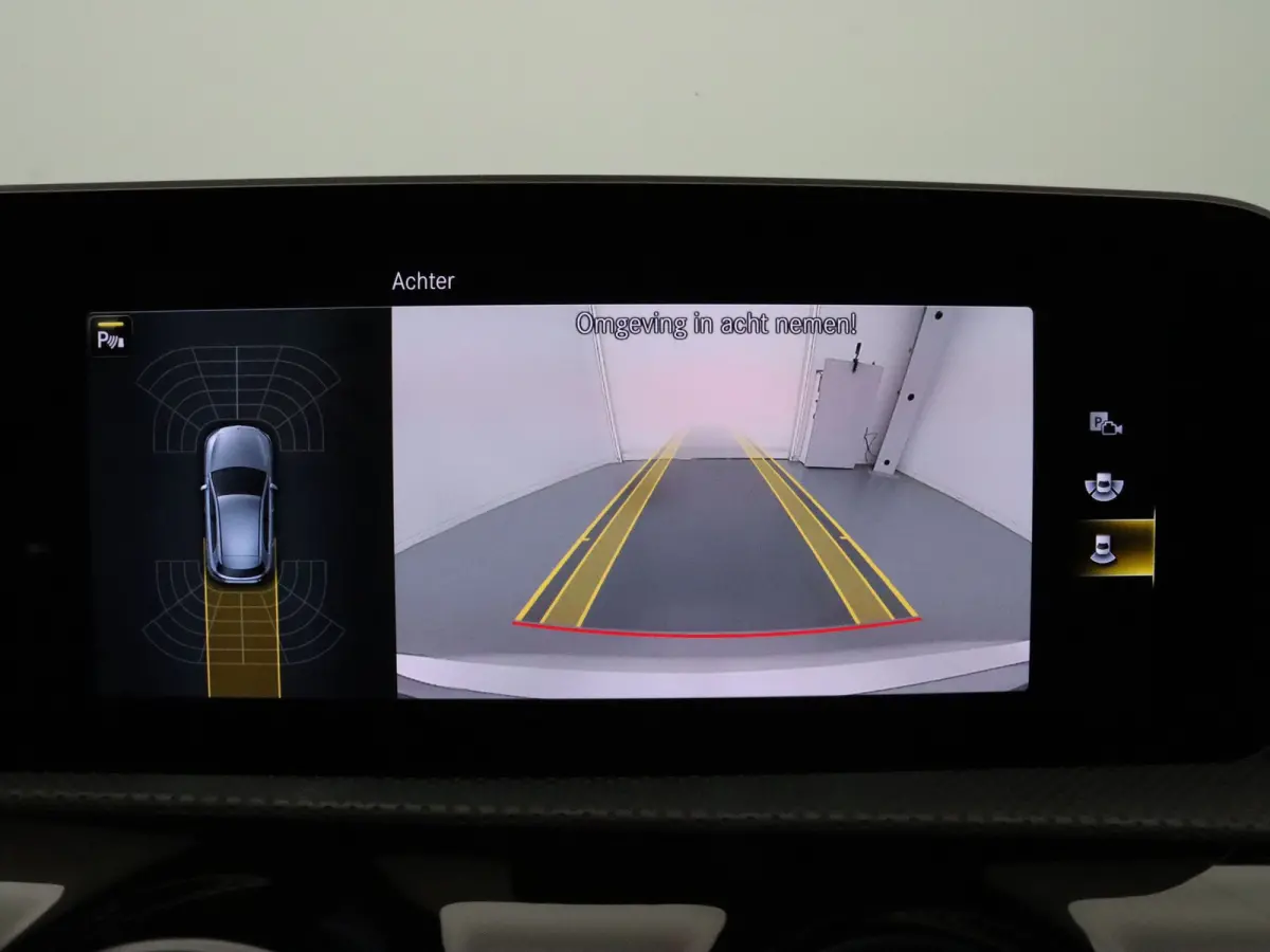 200 AMG Line 165pk Automaat Camera | Cruise | Climate | Navi | Parkeersens. v+a