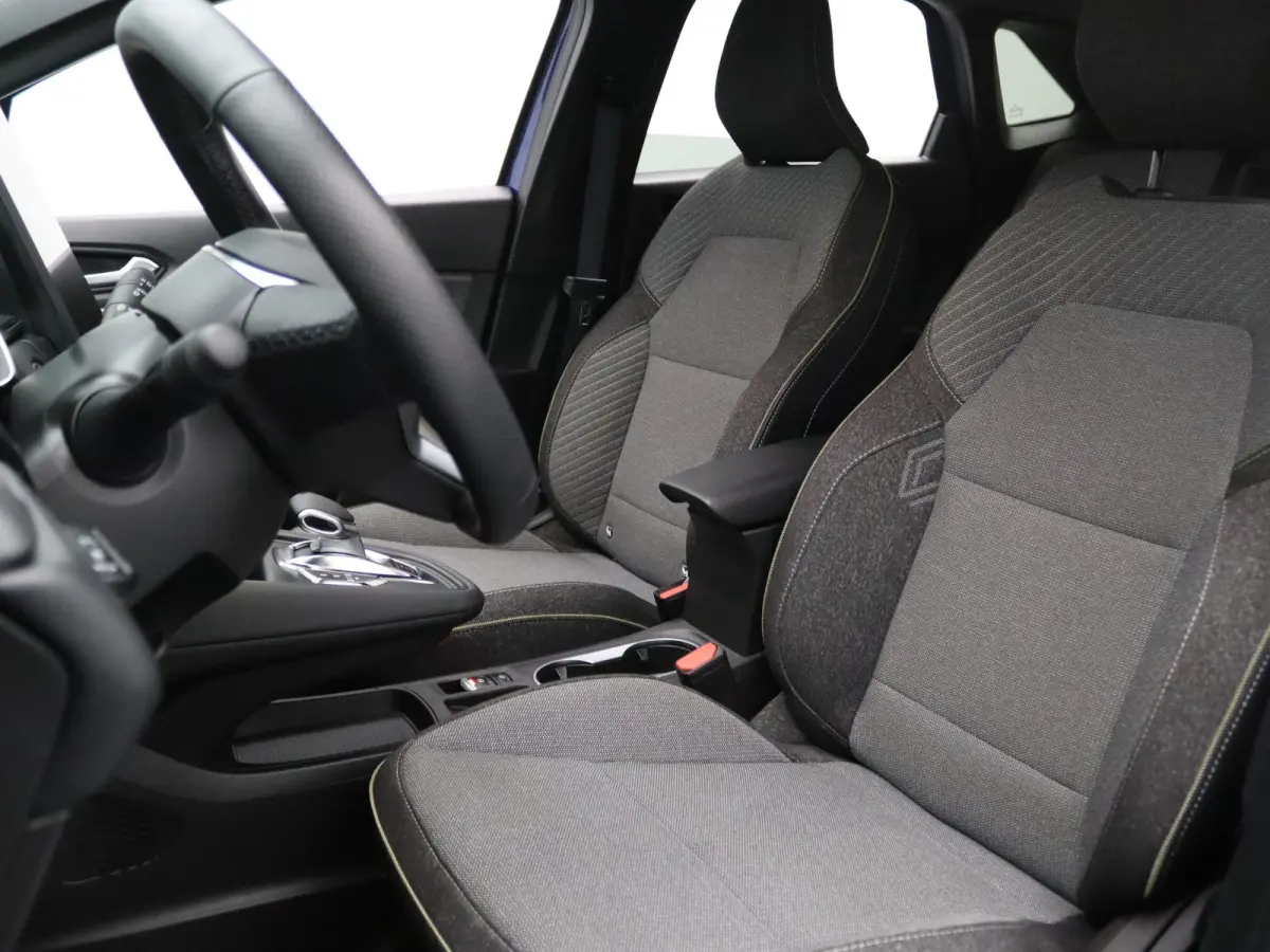 E-Tech full hybrid 145pk techno Pack Driving & Comfort