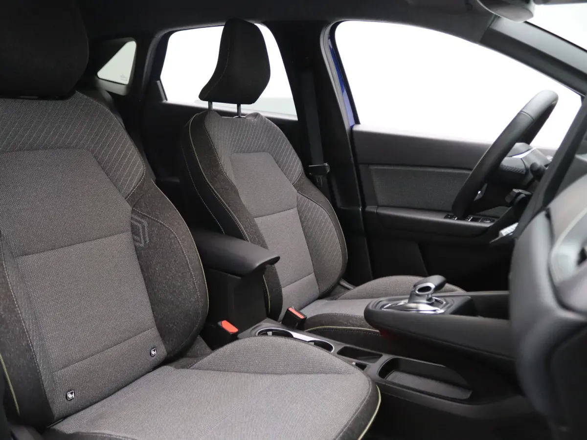 E-Tech full hybrid 145pk techno Pack Driving & Comfort