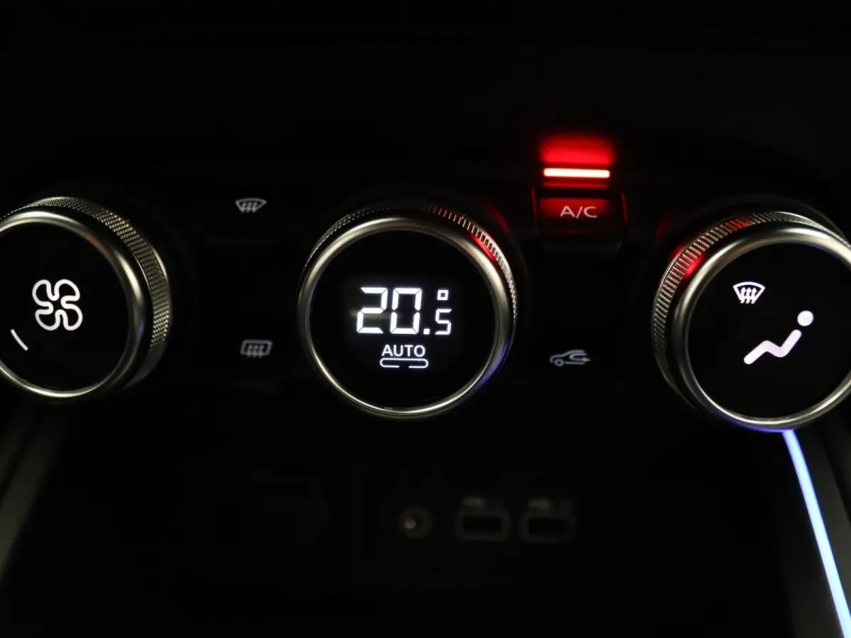 E-Tech Full Hybrid 145pk techno 360° Camera | Cruise | Navi | Parkeersens. v+a | Stoel-/stuurverw.