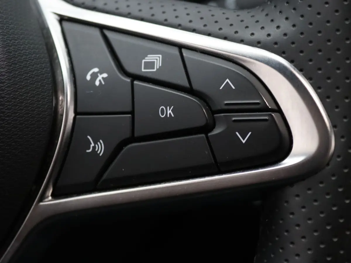 E-Tech Full Hybrid 145pk techno 360° Camera | Cruise | Navi | Parkeersens. v+a | Stoel-/stuurverw.