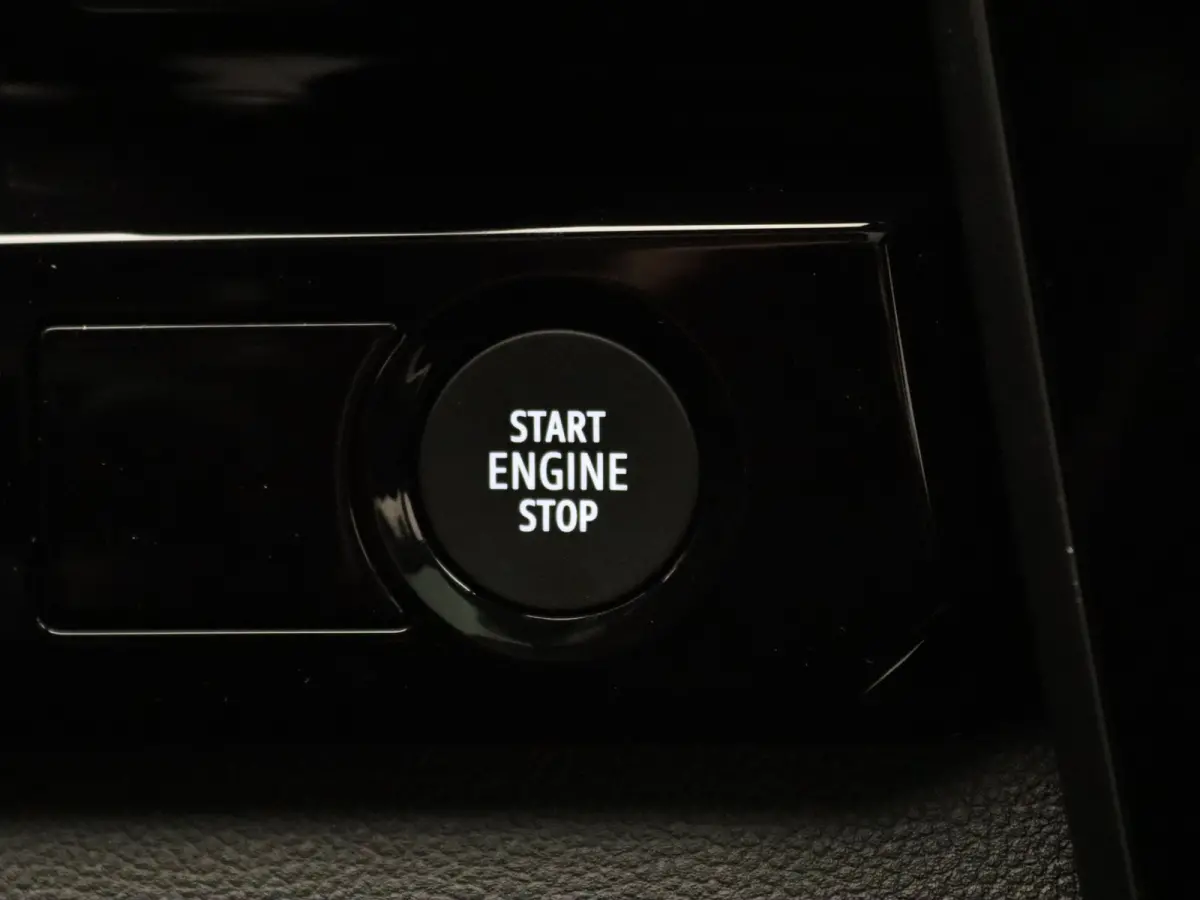 E-Tech Hybrid 200pk Iconic Esprit Alpine 4-Control | Adapt. cruise | Harman Kardon | Head-Up | Panoramadak