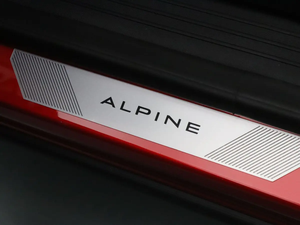 E-Tech Hybrid 200pk Iconic Esprit Alpine 4-Control | Adapt. cruise | Harman Kardon | Head-Up | Panoramadak