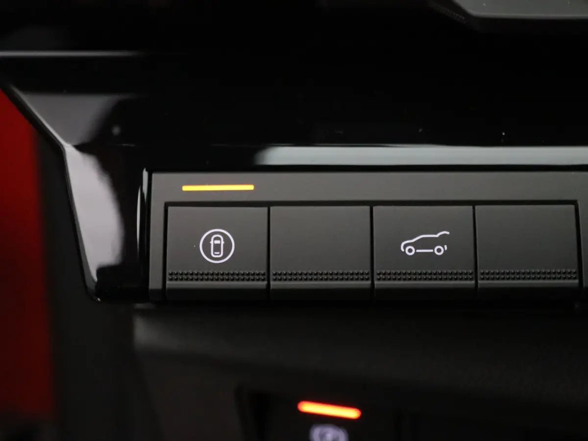 E-Tech Hybrid 200pk Iconic Esprit Alpine 4-Control | Adapt. cruise | Harman Kardon | Head-Up | Panoramadak