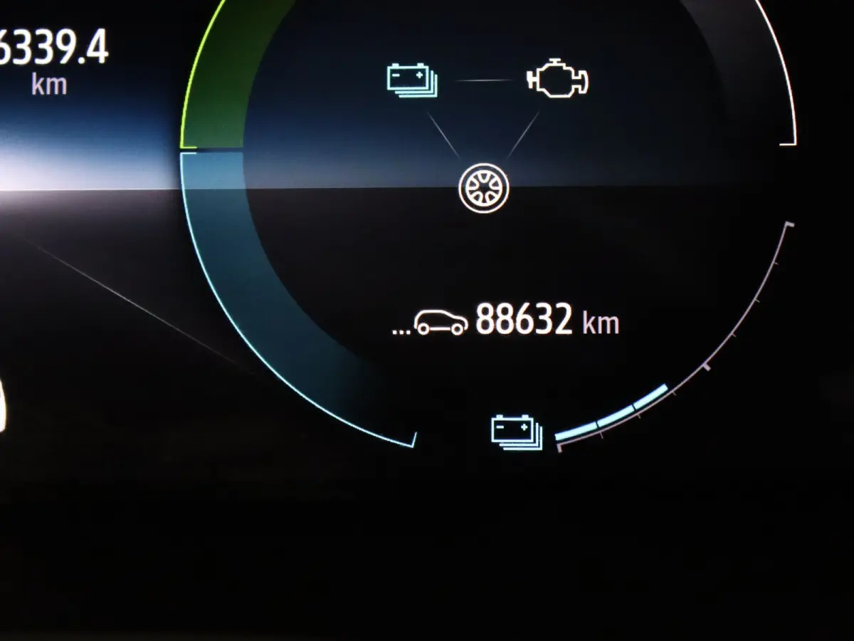 E-Tech Hybrid Intens 145pk Camera | Adapt. Cruise | Navi | Parkeersens. v+a