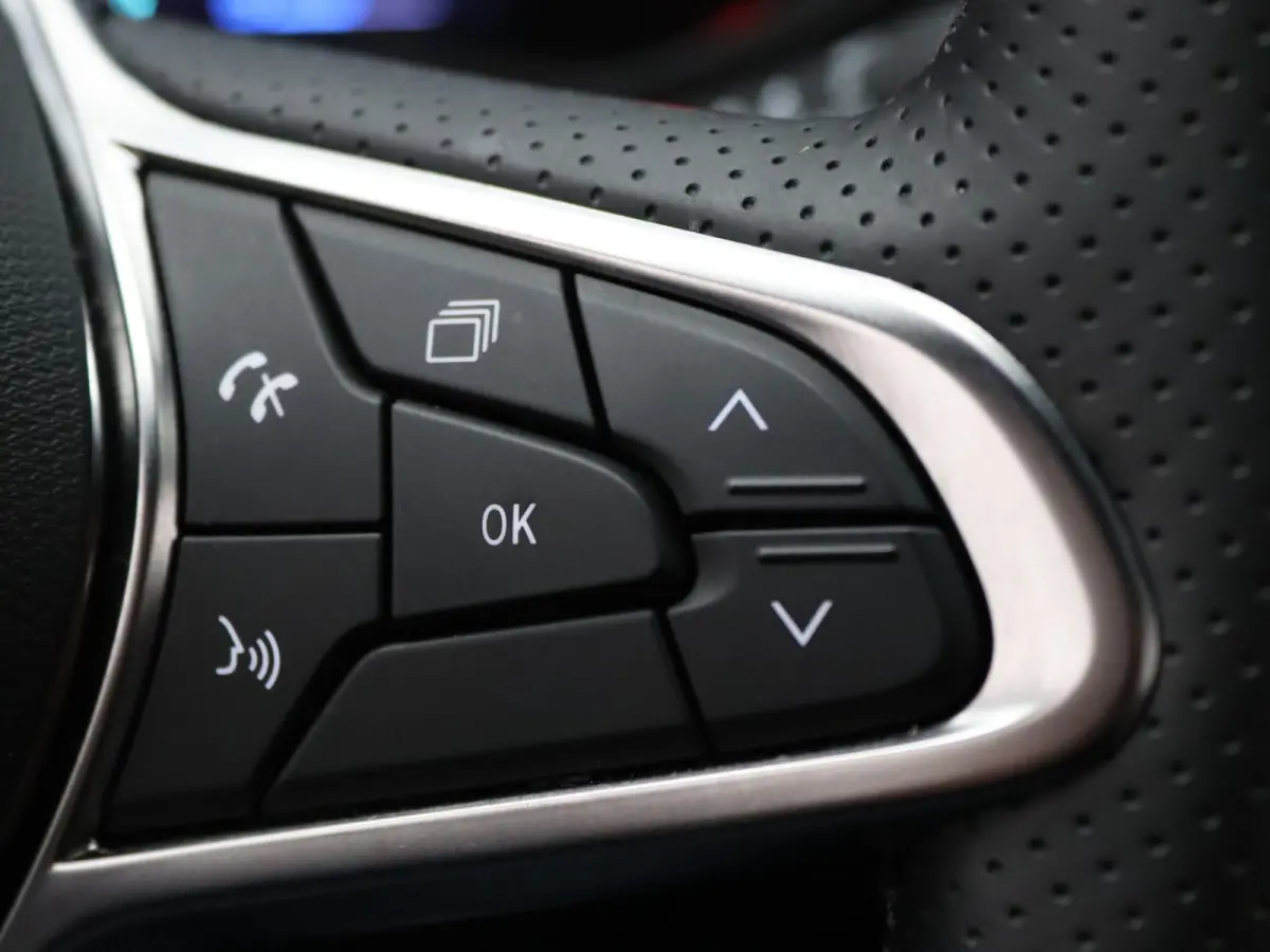E-Tech Full Hybrid techno 145pk 360° Camera | Cruise | Navi | Parkeersens. v+a | Stoel-/stuurverw.