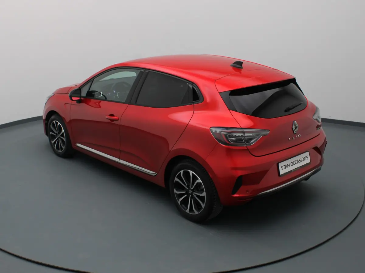 E-Tech Full Hybrid techno 145pk 360° Camera | Cruise | Navi | Parkeersens. v+a | Stoel-/stuurverw.