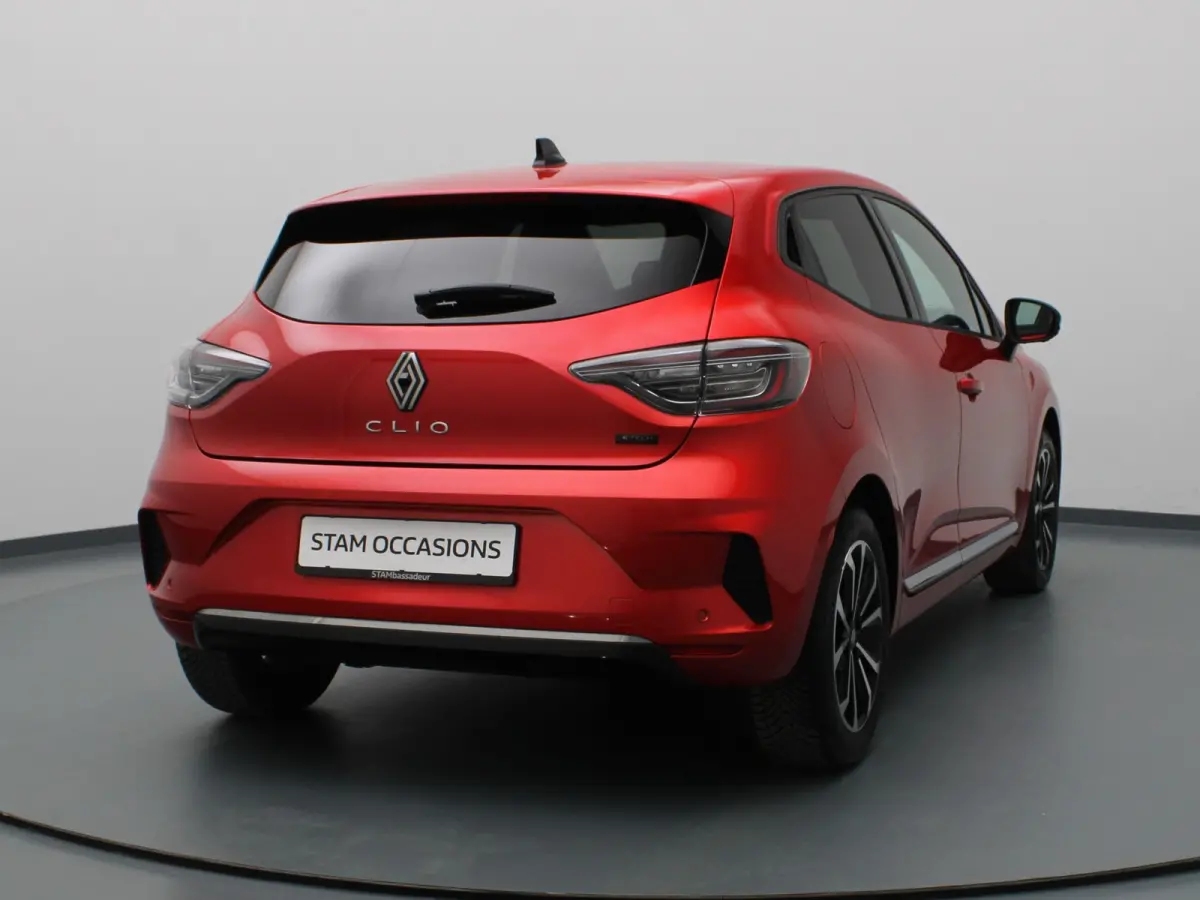 E-Tech Full Hybrid techno 145pk 360° Camera | Cruise | Navi | Parkeersens. v+a | Stoel-/stuurverw.