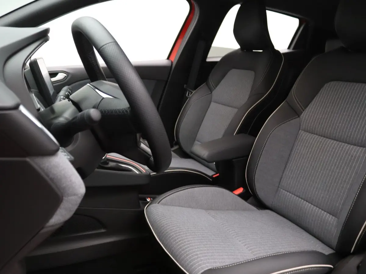 E-Tech Full Hybrid techno 145pk 360° Camera | Cruise | Navi | Parkeersens. v+a | Stoel-/stuurverw.