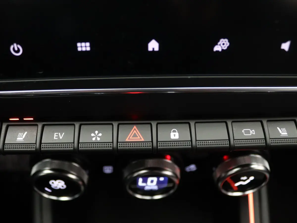 E-Tech Full Hybrid techno 145pk 360° Camera | Cruise | Navi | Parkeersens. v+a | Stoel-/stuurverw.