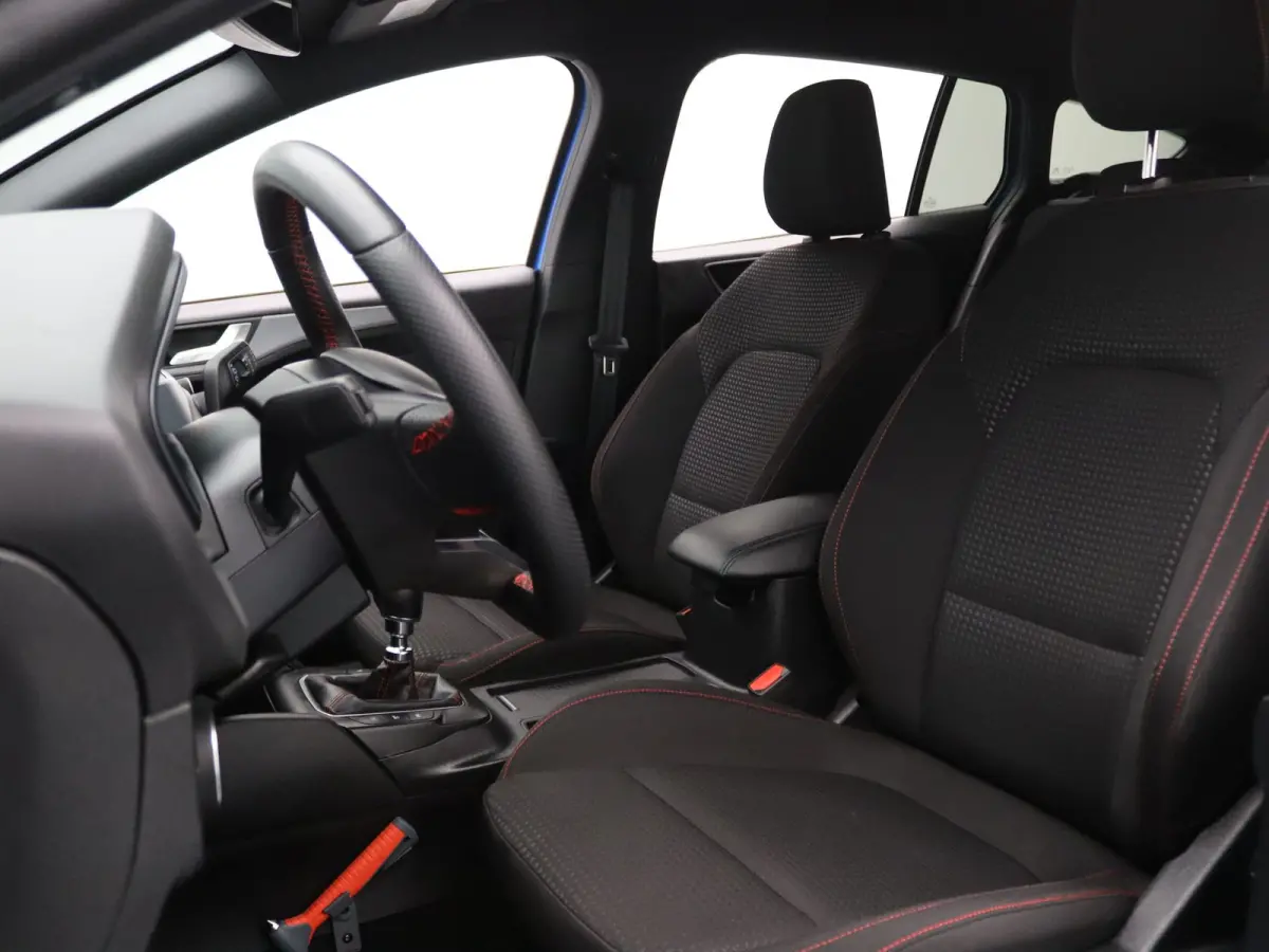 EcoBoost Hybrid ST Line Style Winter Package | B&O