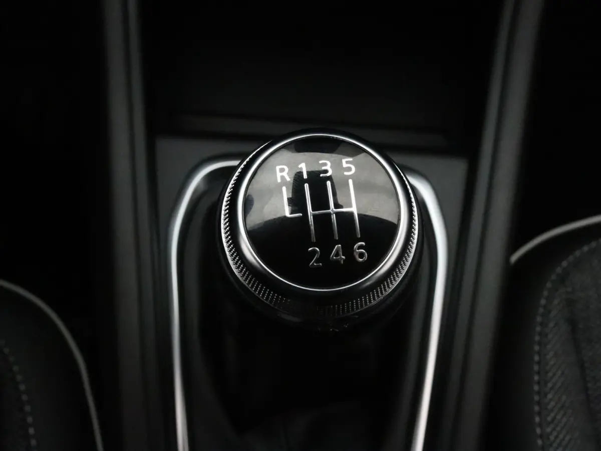 140pk DI-T First Edition Camera | Adapt. cruise | Parkeersens. v+a | Stoel-/stuurverw.