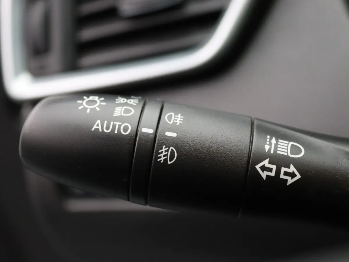 DIG-T 160pk N-Connecta Automaat 360° Camera | Cruise | Navi | Parkeersens. v+a | Panoramadak
