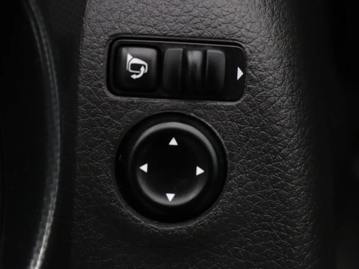 DIG-T 160pk N-Connecta Automaat 360° Camera | Cruise | Navi | Parkeersens. v+a | Panoramadak