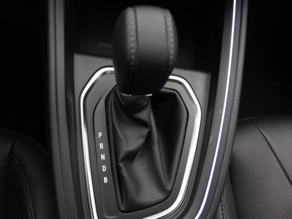 E-Tech Full Hybrid techno 145pk BOSE | 360° Camera | Cruise | Parkeersens. v+a