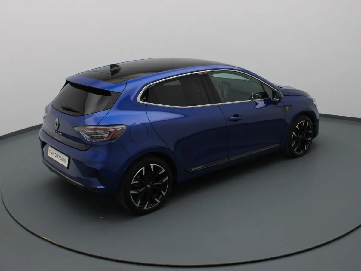 E-Tech Full Hybrid techno 145pk BOSE | 360° Camera | Cruise | Parkeersens. v+a