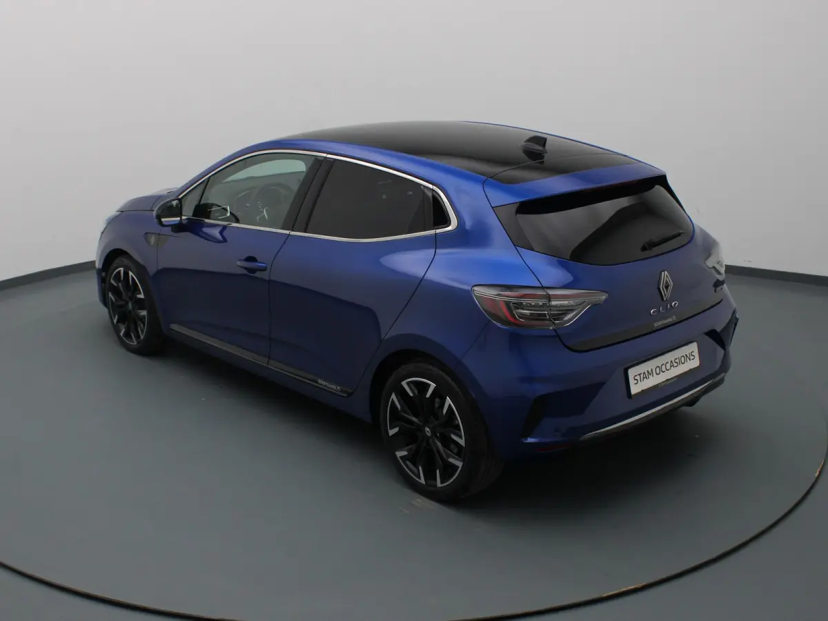 E-Tech Full Hybrid techno 145pk BOSE | 360° Camera | Cruise | Parkeersens. v+a