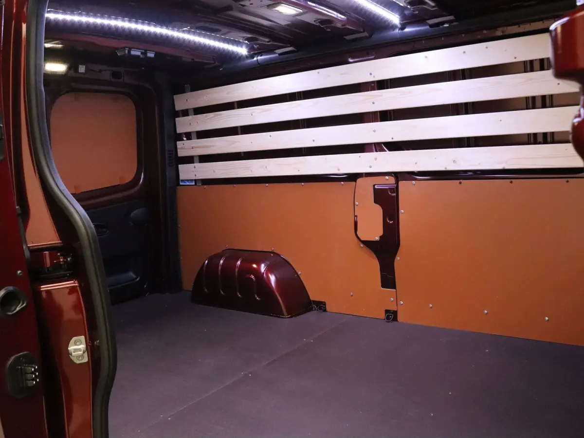 Blue dCi 150 EDC T30 L2H1 Extra Camera | Cruise | Parkeersens. v+a | Stoelverw.