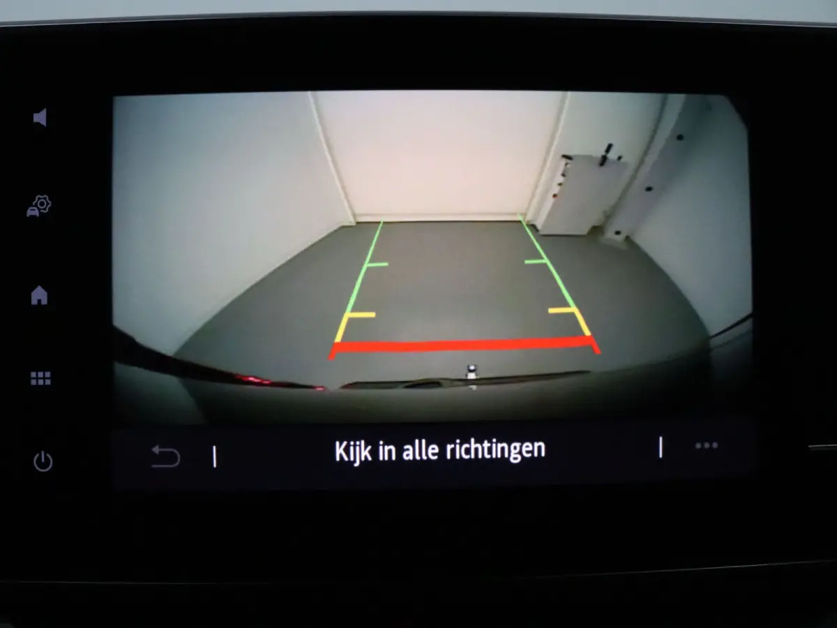 Blue dCi 150 EDC T30 L2H1 Extra Camera | Cruise | Parkeersens. v+a | Stoelverw.