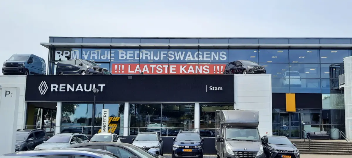 T35 2.0 dCi 130 L2H2 Advance Stam Limité 75 Bullbar | Sidebars | 17"inch Lichtmetalen velgen