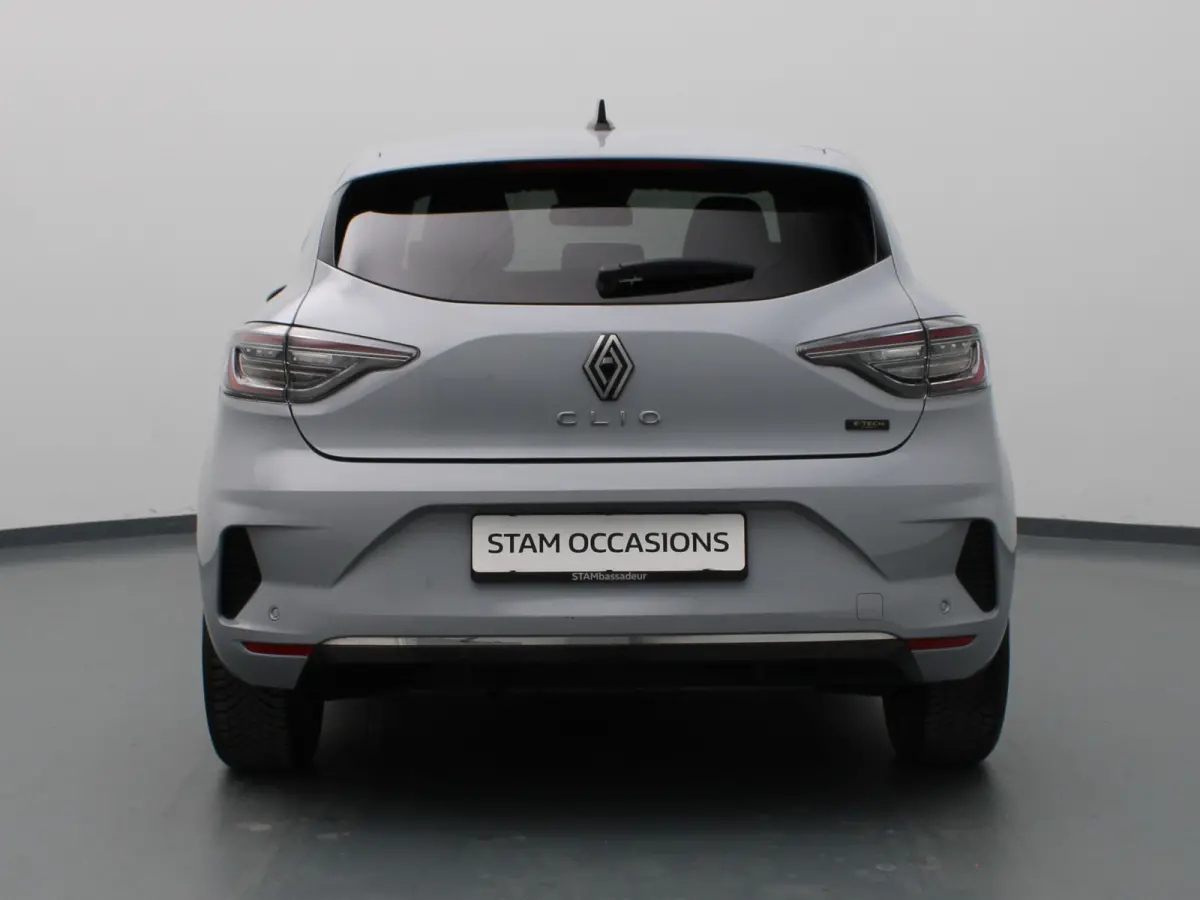 E-Tech Full Hybrid techno 145pk 360° Camera | Cruise | Navi | Parkeersens. v+a