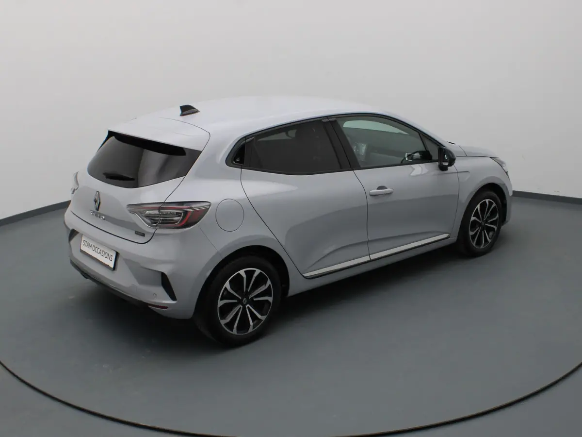 E-Tech Full Hybrid techno 145pk 360° Camera | Cruise | Navi | Parkeersens. v+a