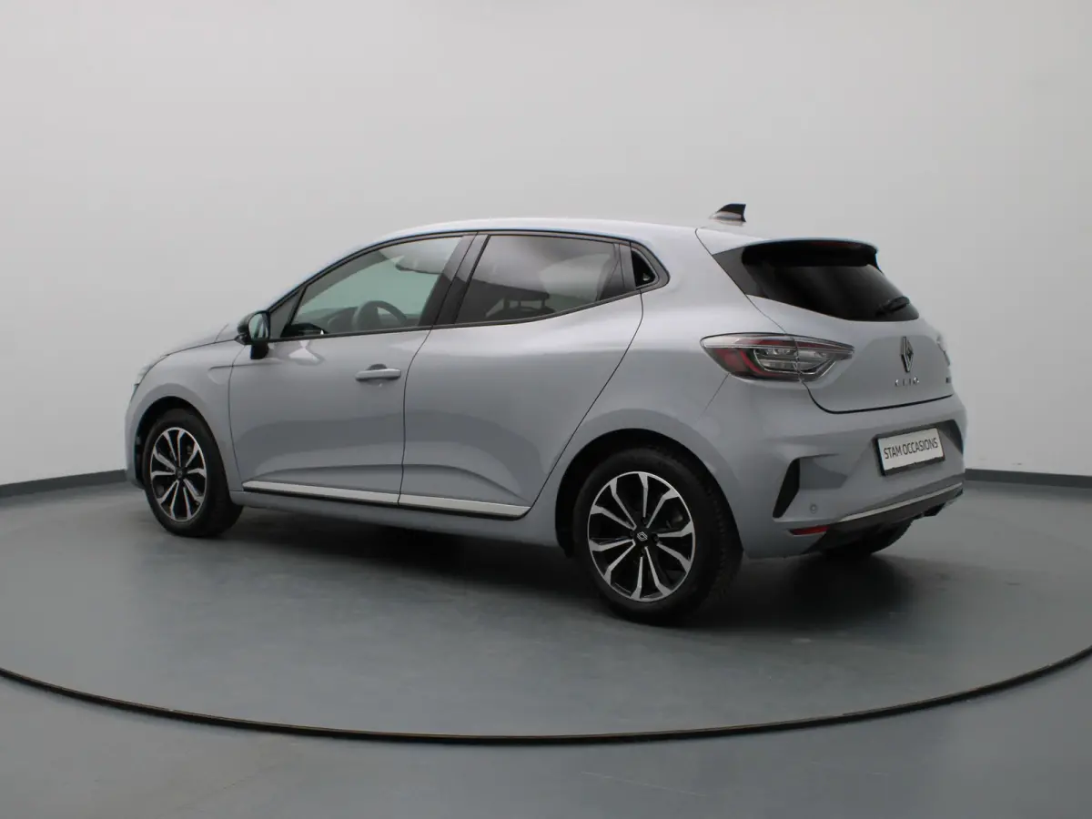 E-Tech Full Hybrid techno 145pk 360° Camera | Cruise | Navi | Parkeersens. v+a