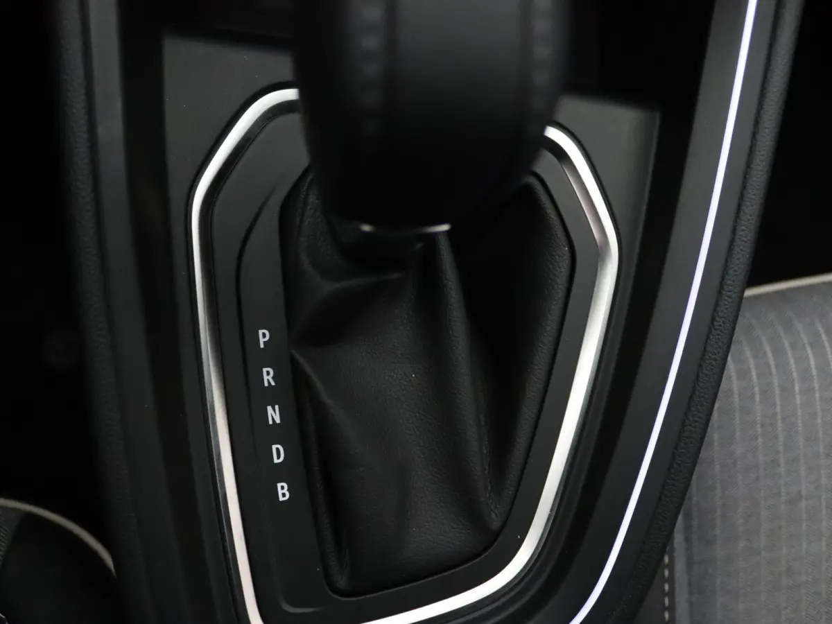 E-Tech Full Hybrid techno 145pk 360° Camera | Cruise | Navi | Parkeersens. v+a