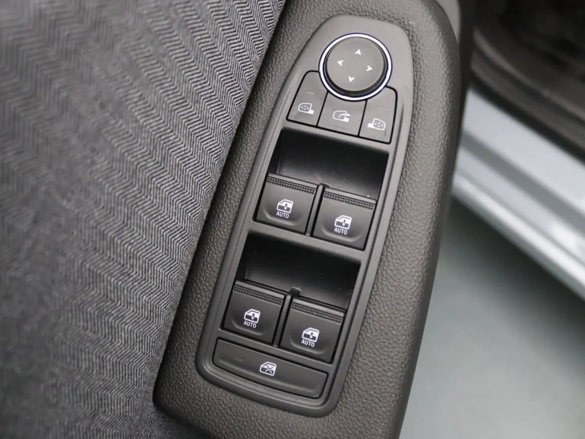 E-Tech Full Hybrid techno 145pk 360° Camera | Cruise | Navi | Parkeersens. v+a