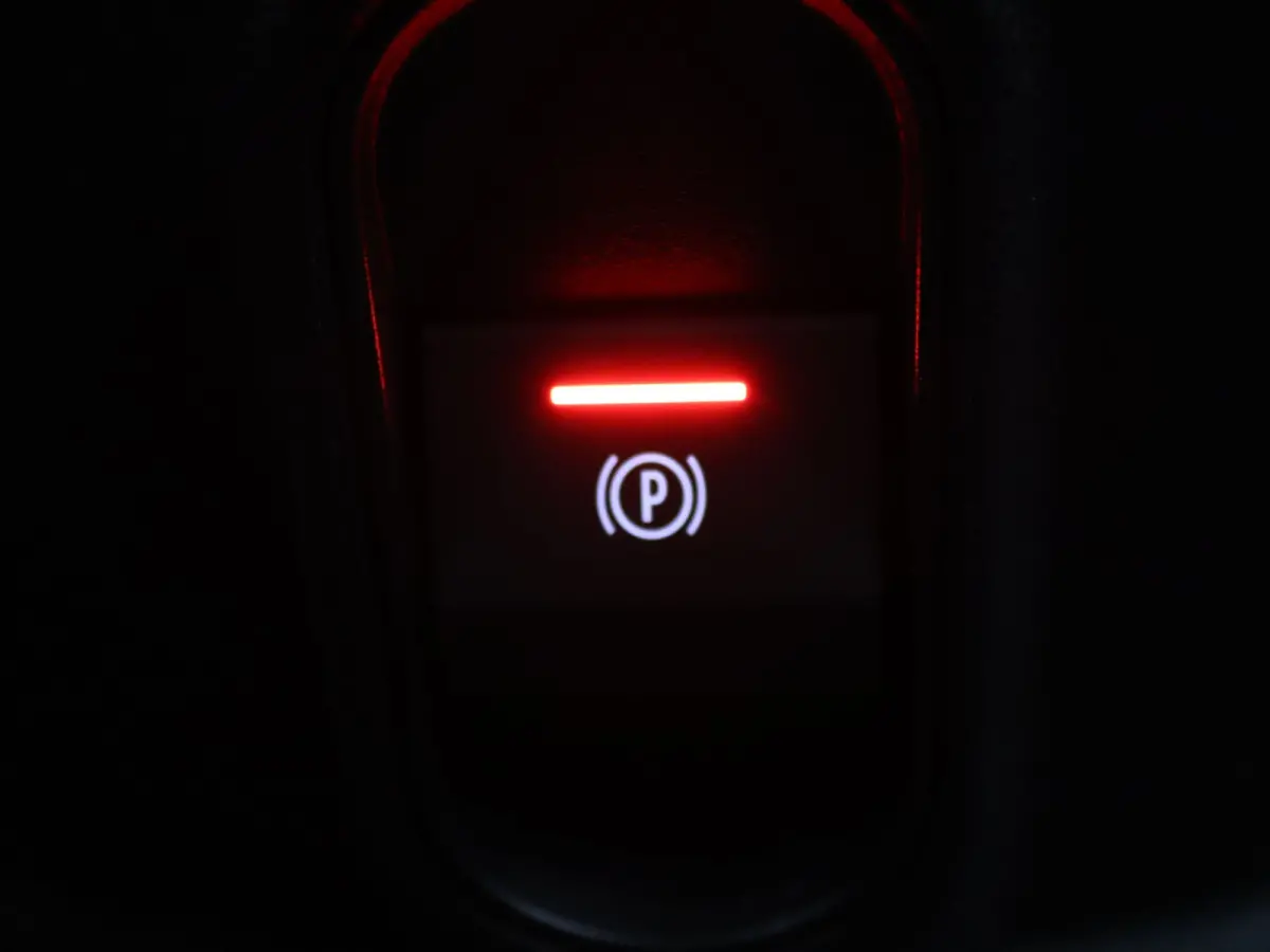urban range techno 27.5 kWh Camera | Adapt. Cruise | Navi | Parkeersens. v+a | Stoelverw.
