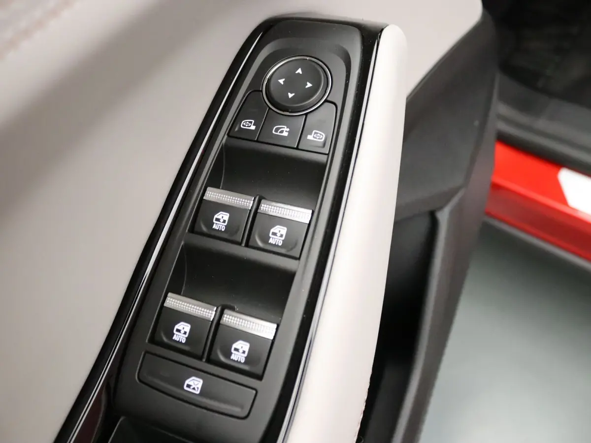 200pk E-Tech full hybrid iconic 7p. Automaat Harman Kardon | Head-Up | 360° Camera | Adapt. Cruise | Stoel-/stuur-/voorruitverw. | Panoramadak