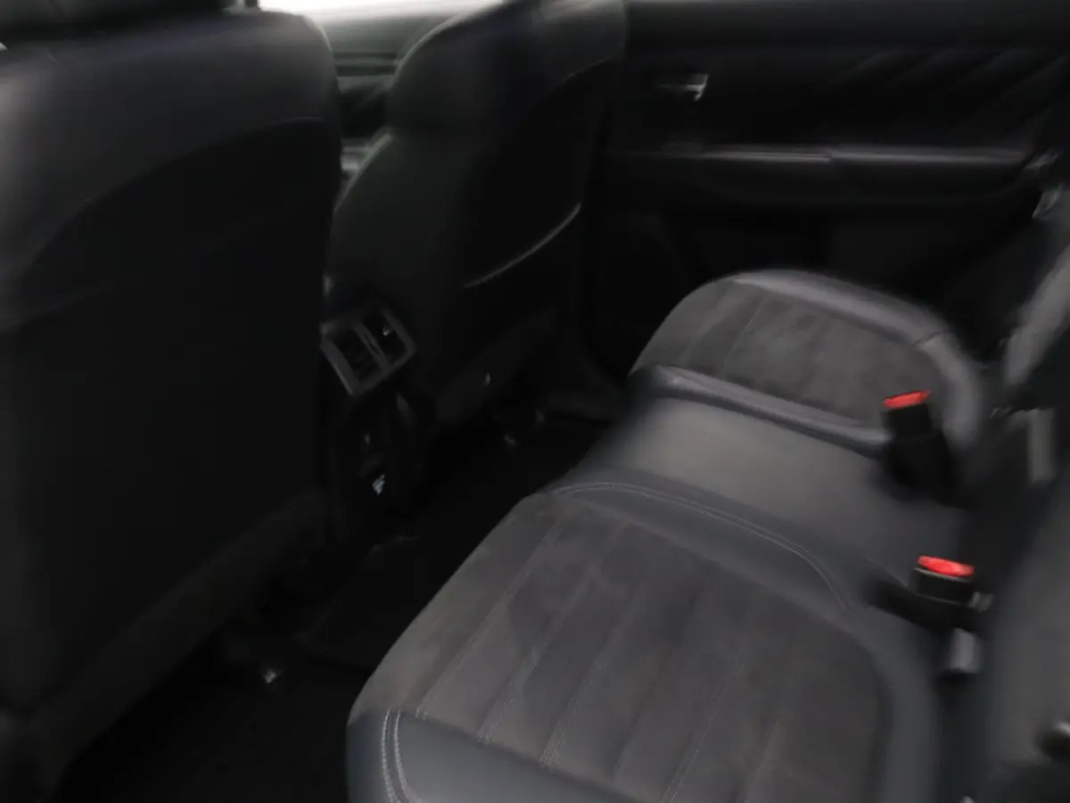 PHEV Intense 225pk Camera | Cruise | Navi | Stoelverw.