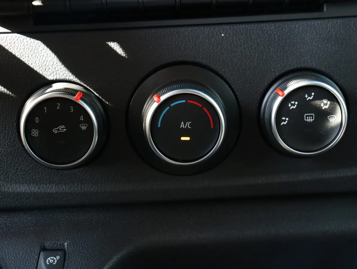 T35 dCi 150pk L2H2 Energy Comfort Airco | Cruise Control | Parkeersensoren A.