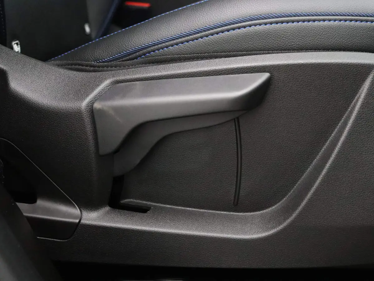 N-Connecta L1 45 kWh Carplay | Climate | Cruise | Parksens. v+a