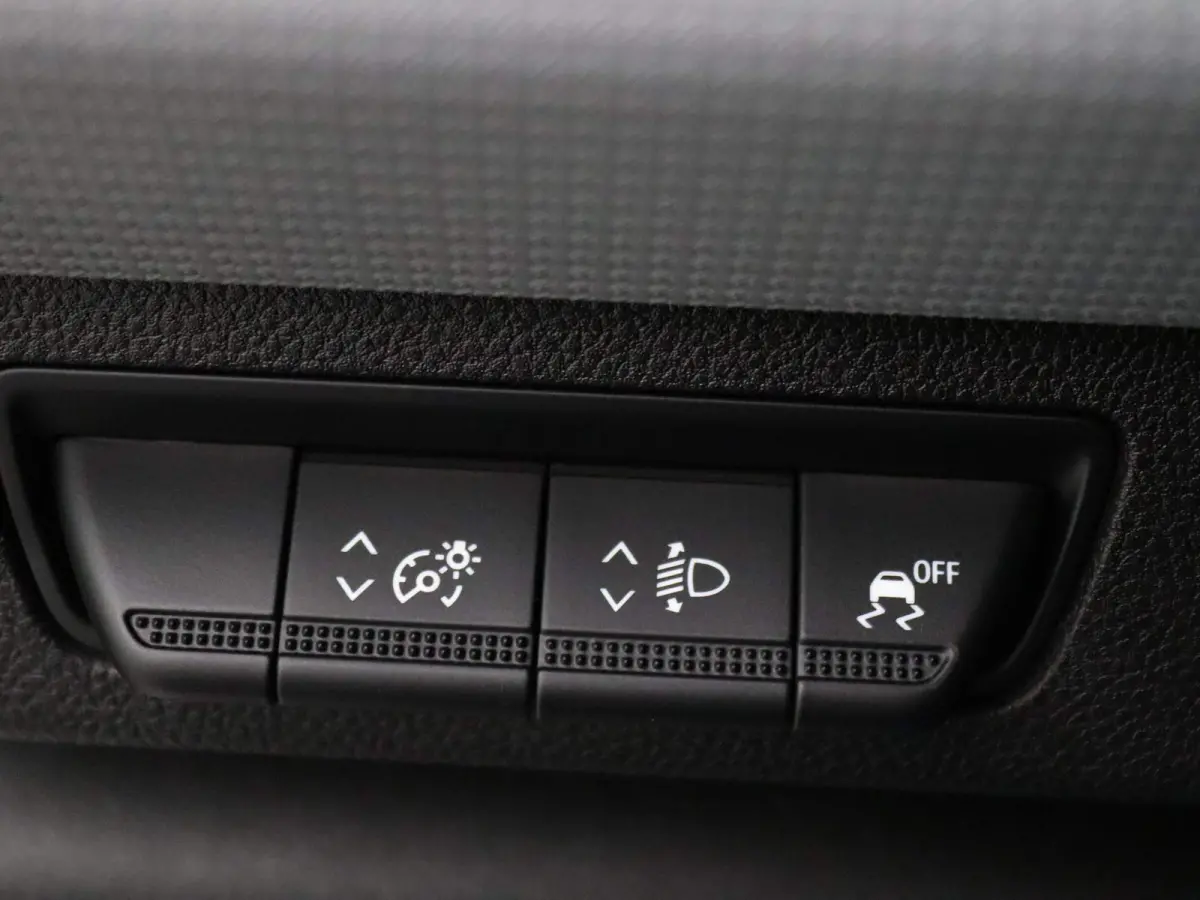 N-Connecta L1 45 kWh Carplay | Climate | Cruise | Parksens. v+a