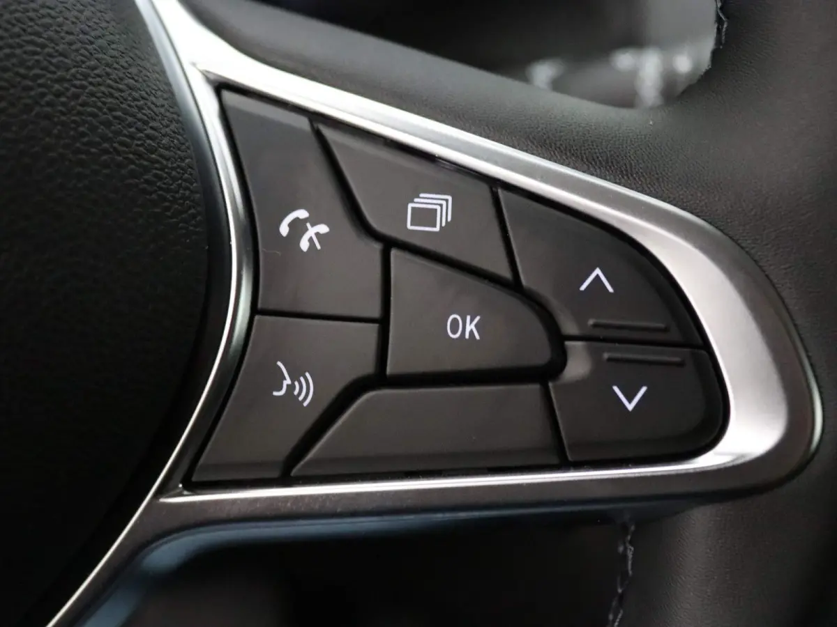 N-Connecta L1 45 kWh Carplay | Climate | Cruise | Parksens. v+a